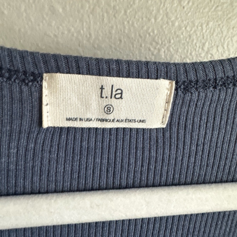 ANTHROPOLOGIE t.la Blue Ribbed Button-Down Dress. - Picture 3 of 8